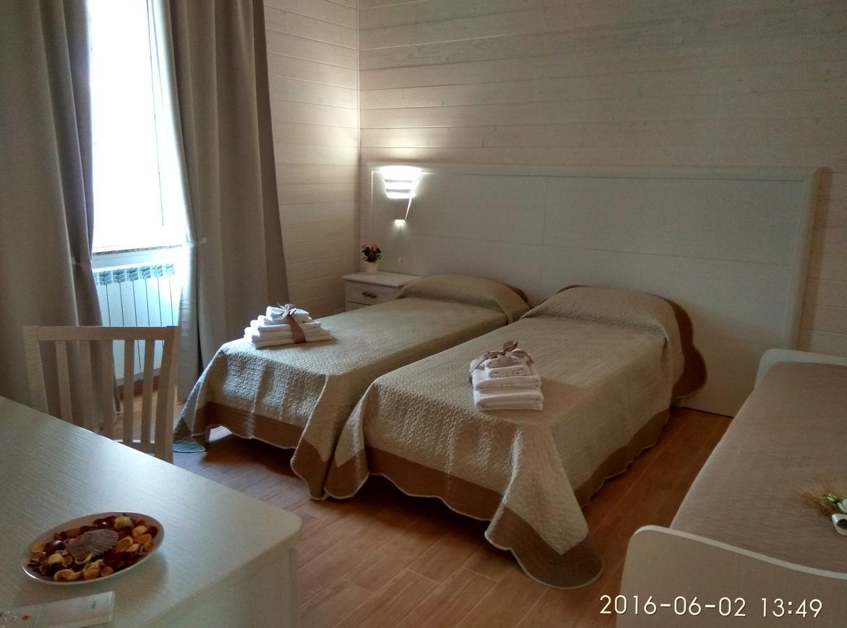 지노사마리나 Le Camelie B&B 외부 사진