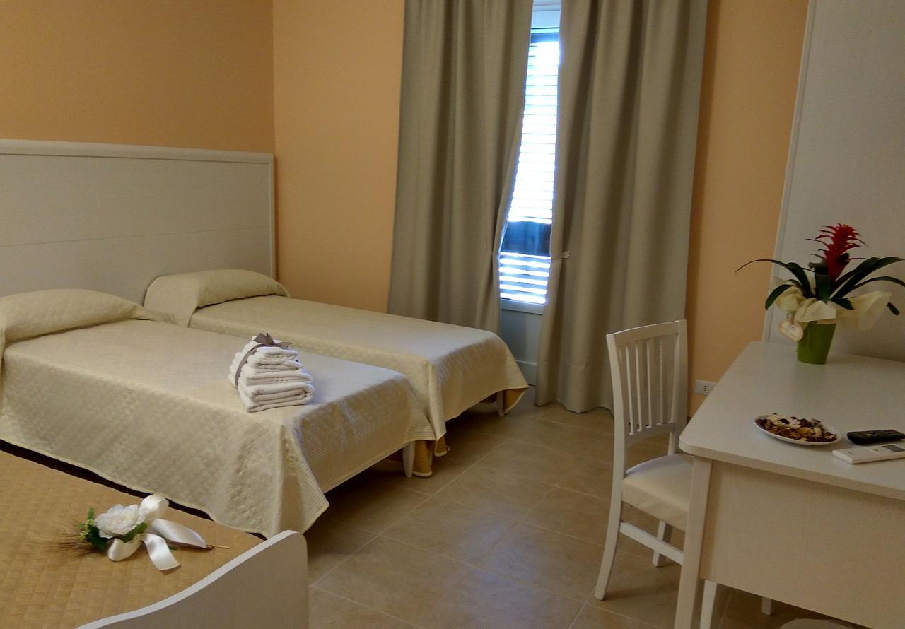 지노사마리나 Le Camelie B&B 외부 사진