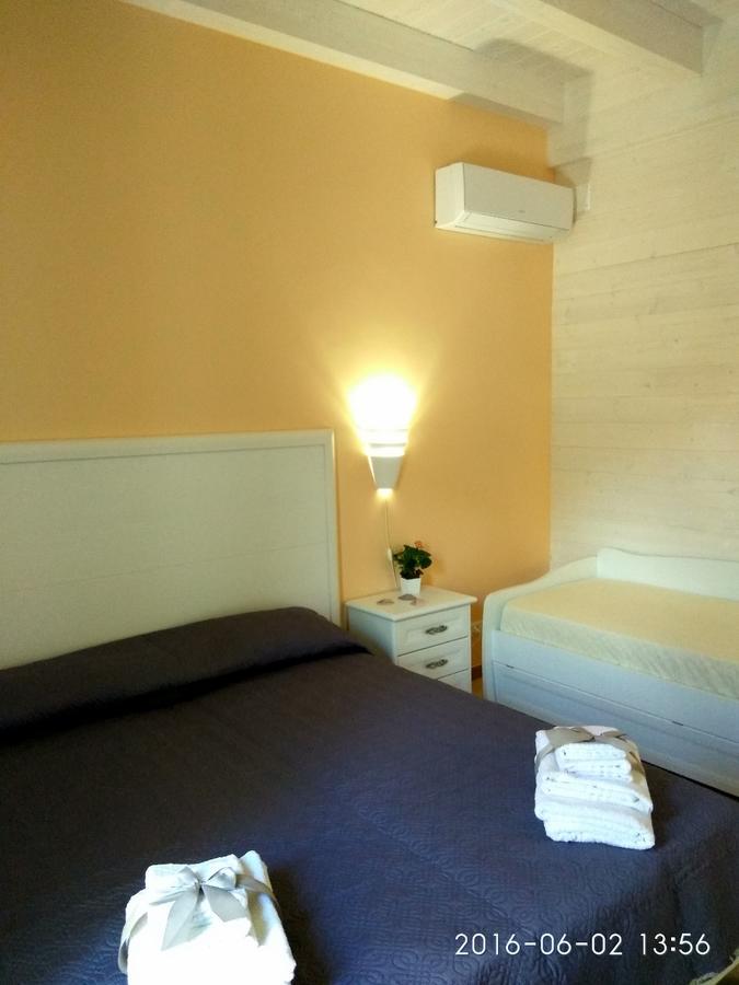 지노사마리나 Le Camelie B&B 외부 사진